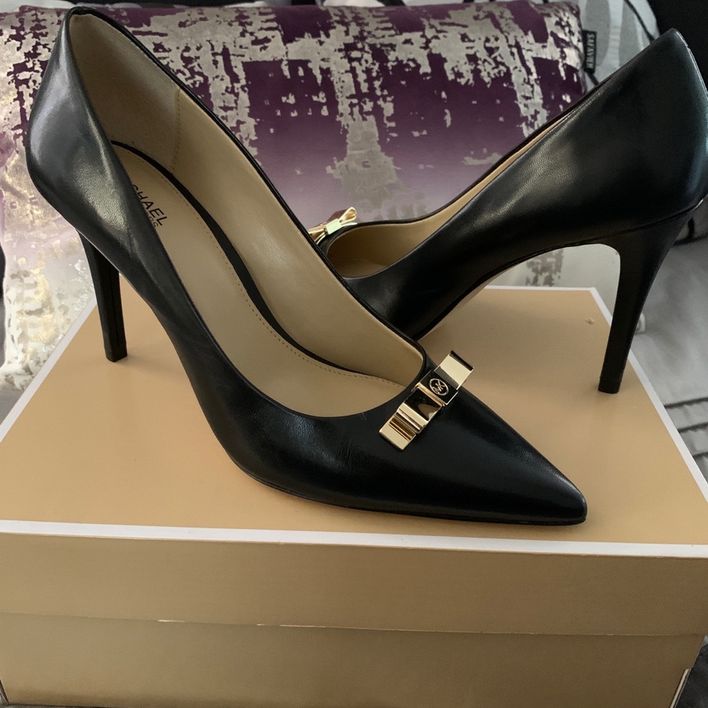 Michael Kors Vivienne Pump Sz8